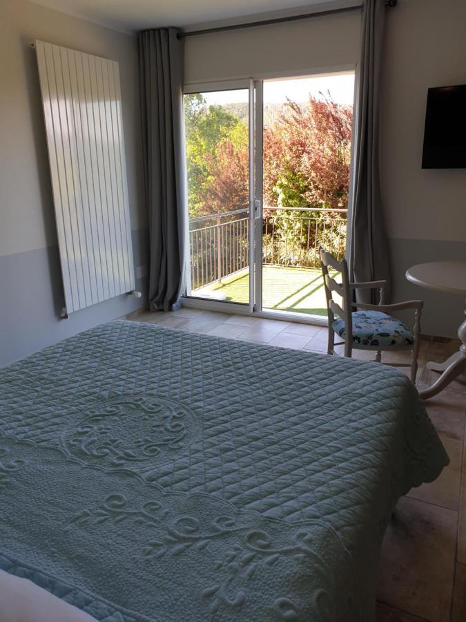 Au Relais Provencal Hotell Bagnols-en-Forêt Eksteriør bilde
