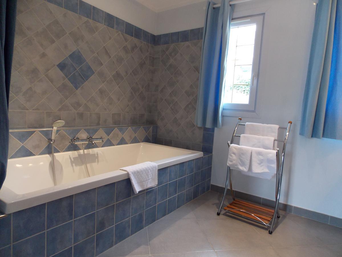 Au Relais Provencal Hotell Bagnols-en-Forêt Eksteriør bilde